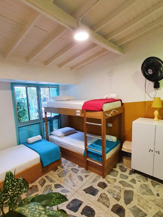 La Playa Hostel & Rooftop Medellin Ngoại thất bức ảnh